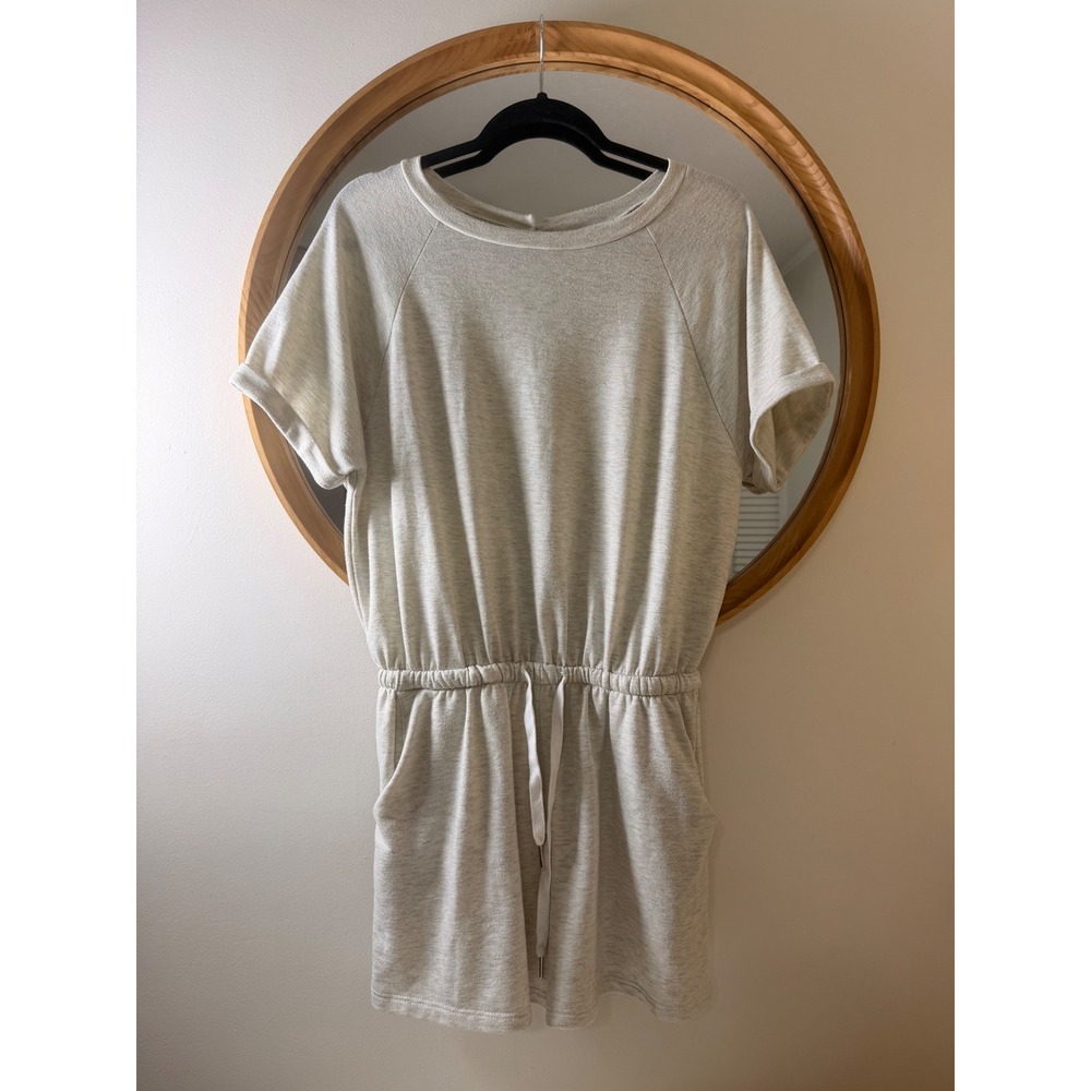 Gilli Romper Women Size Medium Heather Gray Excellent Short Sleeve Knit Pockets